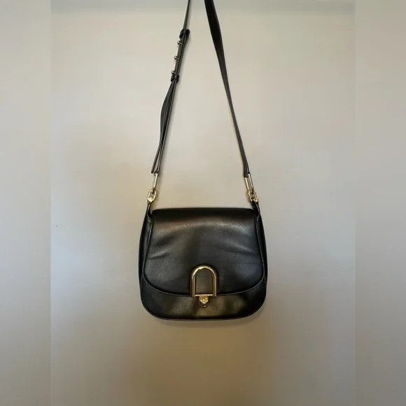 Michael Kors Purse - Picture 1 of 4